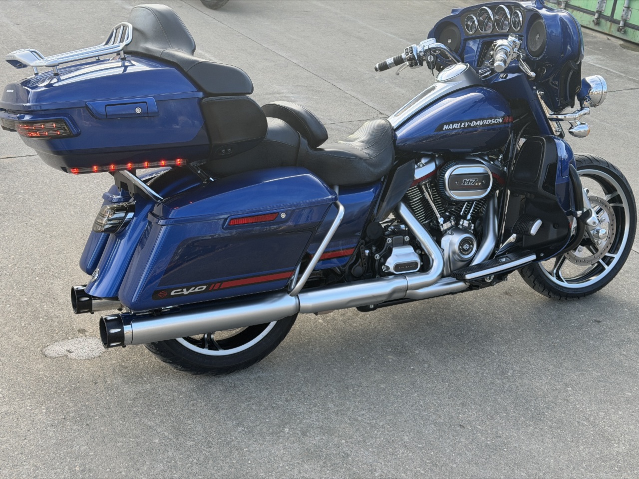 2020 Harley-Davidson FLHTKSE CVO Electra Glide Ultra Limited
